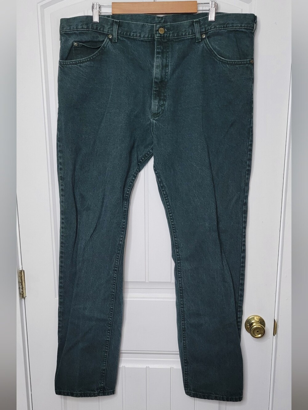 L.L. Bean Men's Green Straight-Leg Jeans